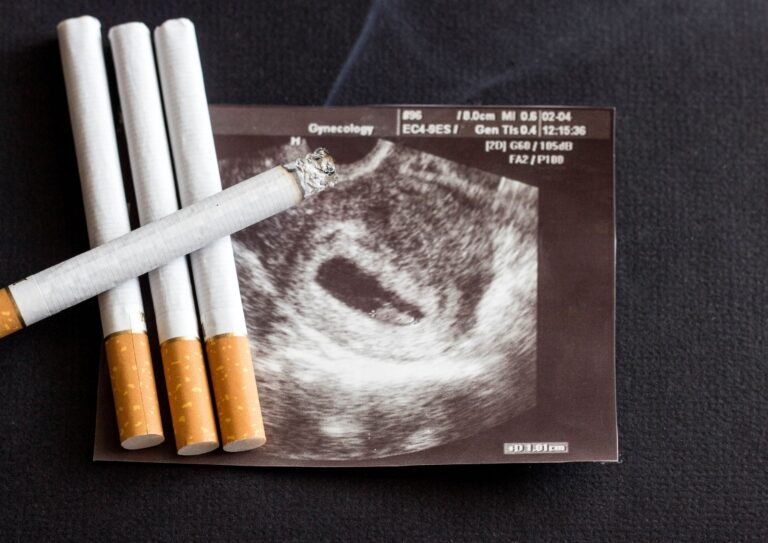 Riesgos de fumar durante el embarazo